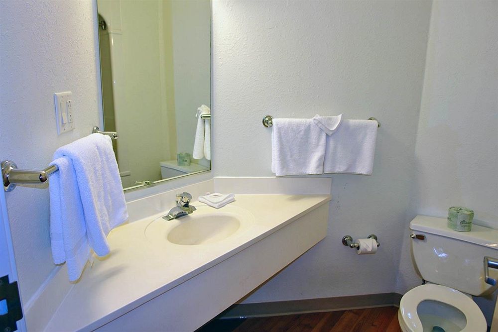Motel 6-Whitby, On - Toronto East Esterno foto