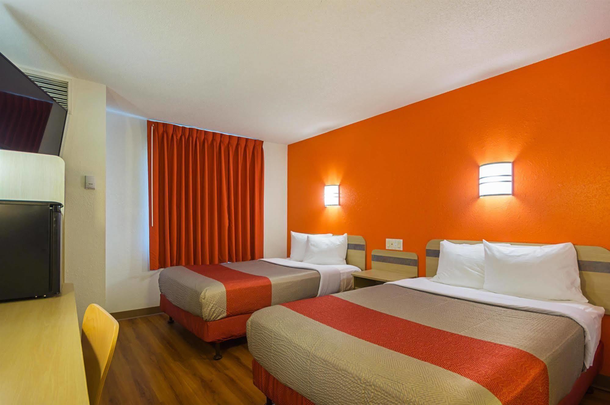 Motel 6-Whitby, On - Toronto East Esterno foto